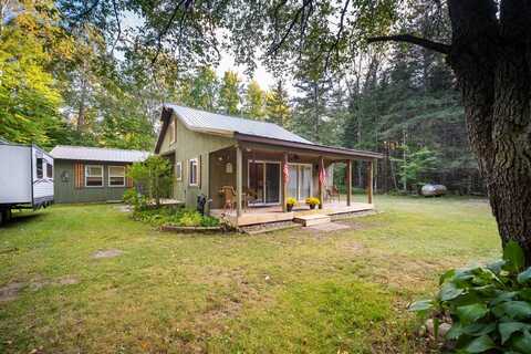 17233 Lindroos Road, Kaleva, MI 49645