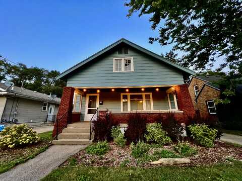 1642 Cleveland Avenue SW, Wyoming, MI 49509