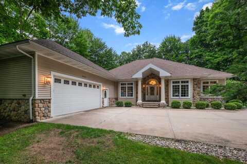 9613 Saint Ives Drive, Stanwood, MI 49346