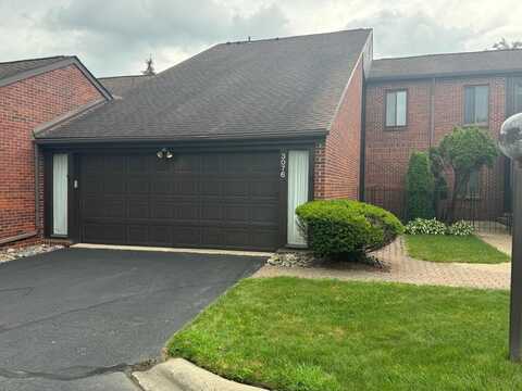 3076 Lindenwood Drive, Dearborn, MI 48120