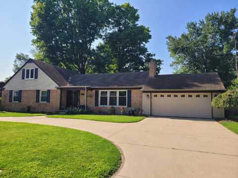 77 Maple Lane, Coldwater, MI 49036