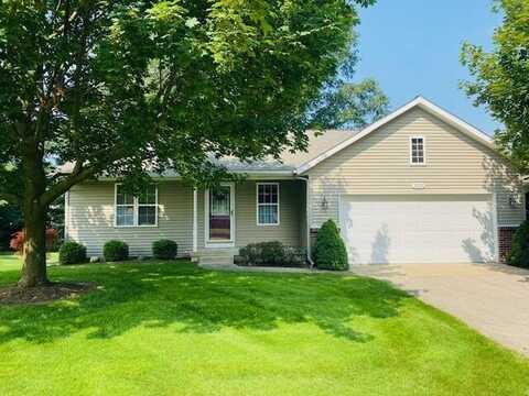 308 Timber Creek Circle NW, Comstock Park, MI 49321