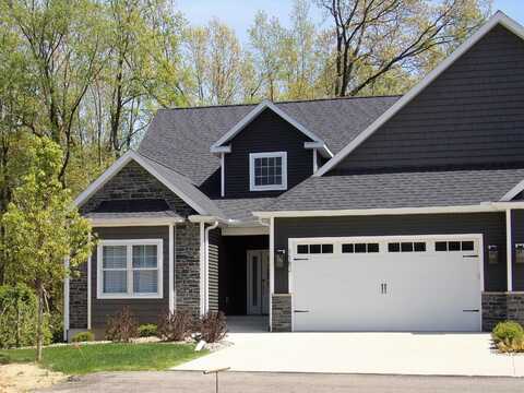 1174 Lochaven Circle, Hillsdale, MI 49242