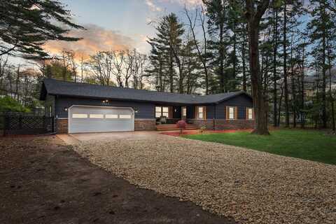 13663 Wallenberg Lane, Harbert, MI 49115