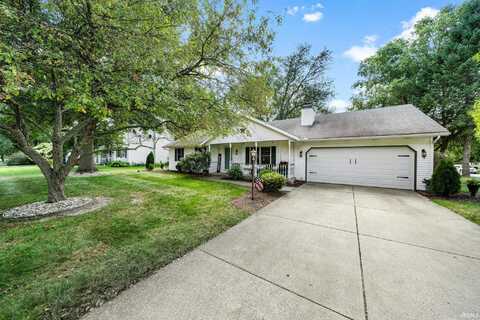 51121 Oak Lined Drive, Granger, IN 46530