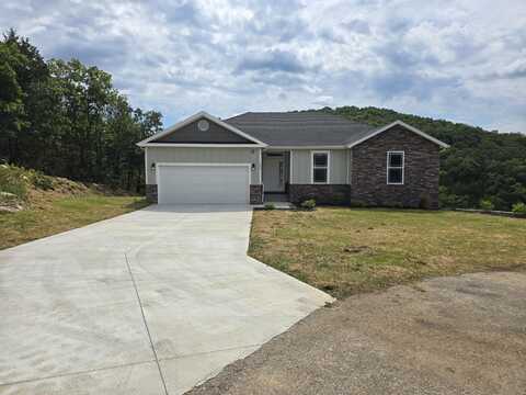 500 Timber Wolf Road, Hollister, MO 65672