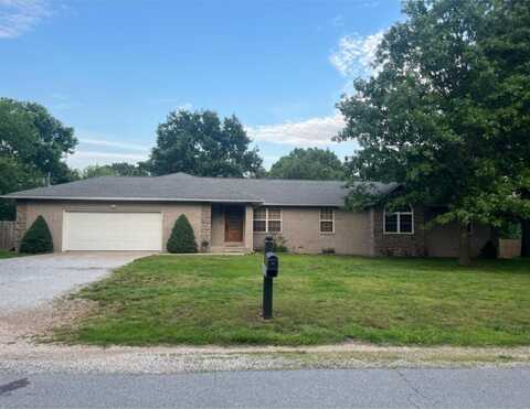 904 N Walnut Street, Pierce City, MO 65723