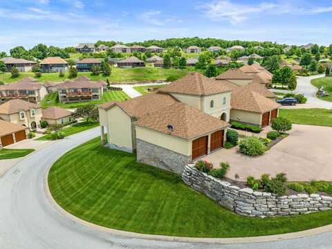 130 North Tuscany Drive, Hollister, MO 65672