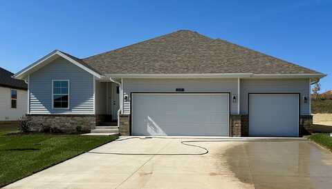 2101 S Edgewood Court, Ozark, MO 65721