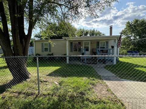 407 S High Street, Stockton, MO 65785