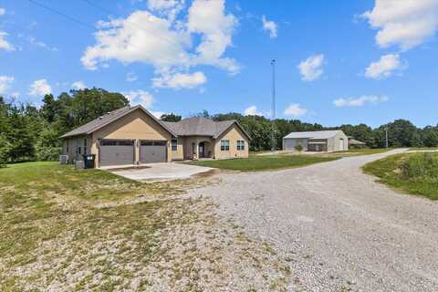 50 Yankee Drive, Marshfield, MO 65706