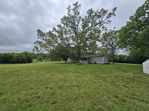 18298 Dallas County Line Road, Phillipsburg, MO 65722