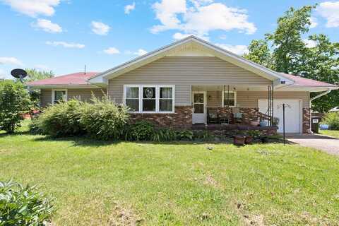 214 E Center Avenue, Seymour, MO 65746