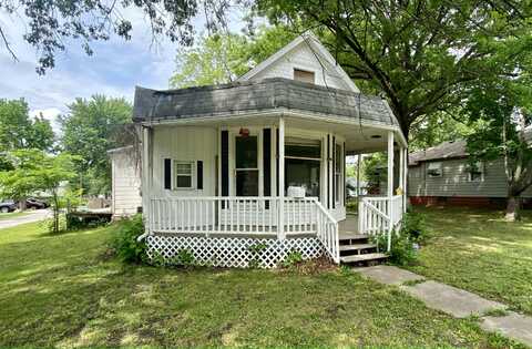 105 E Henry Street, Clinton, MO 64735