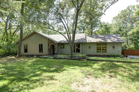 5307 S Woodcliffe Drive, Springfield, MO 65804