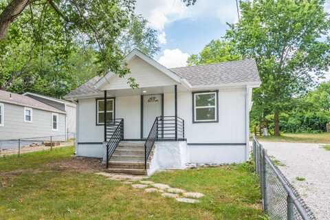 2920 W Harrison Street, Springfield, MO 65802