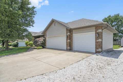 709 Berry Lane, Willard, MO 65781