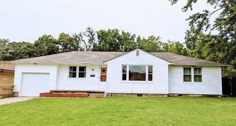 115 W Pine Street, El Dorado Springs, MO 64744