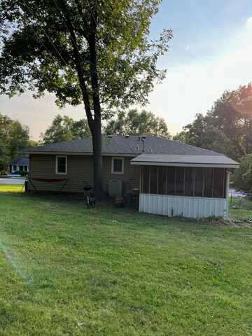 1421 Oakhill Drive, Cassville, MO 65625