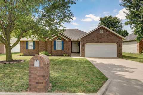 5101 S Red Oak Street, Battlefield, MO 65619