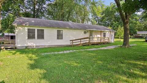 201 1st Street, Arcola, MO 65603