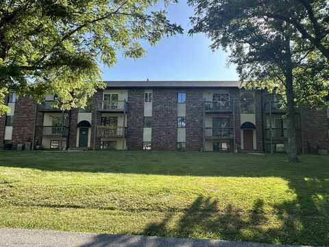 157 N Blair Street, Marshfield, MO 65706