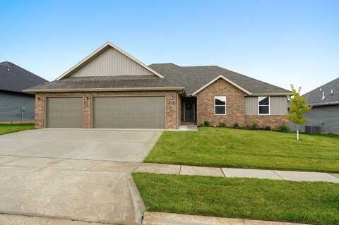 808 E Crew Drive, Nixa, MO 65714