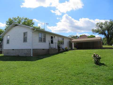 123 W Kosciusko Street, Warsaw, MO 65355