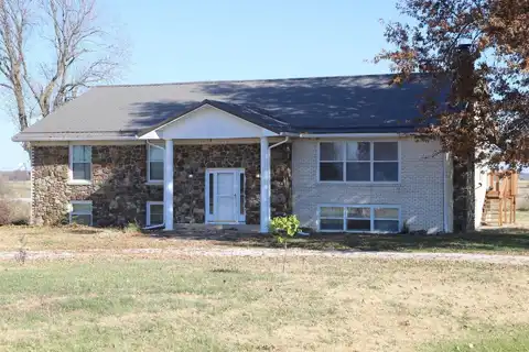 3931 Panda Road, Diamond, MO 64840