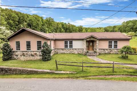 2694 Ransom Road, Clarks Summit, PA 18411