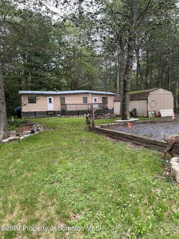 49 Bent Bow Path, Gouldsboro, PA 18424