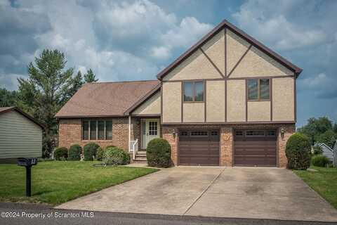 13 Marion Circle, Throop, PA 18512