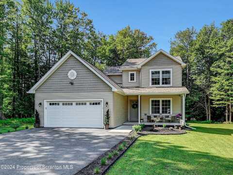 15 Victoria Circle, Jefferson, PA 18436