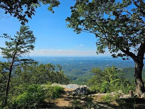 2820 Dupont Springs Road, Sevierville, TN 37862