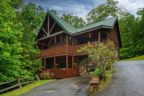 754 High Mountain Way, Gatlinburg, TN 37738