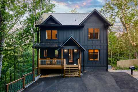 499 Autumn LN Lane, Gatlinburg, TN 37738