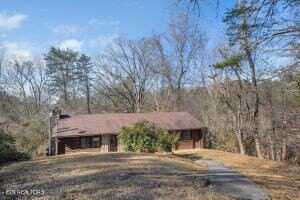 820 Old Gate Road, Pigeon Forge, TN 37863