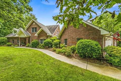 2168 Ranch Road, Dandridge, TN 37725