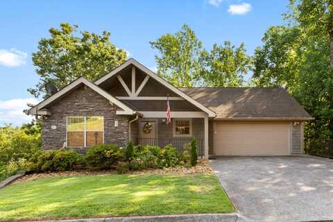 405 Maggie Mack Lane, Sevierville, TN 37862