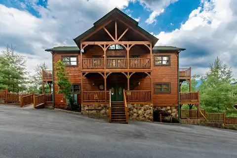 708 Park Vista Way, Gatlinburg, TN 37738