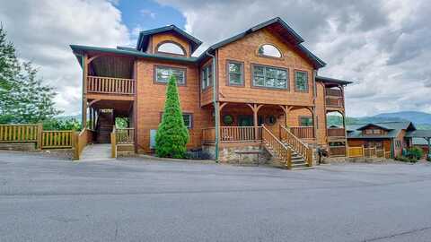 702 Park Vista Way, Gatlinburg, TN 37738