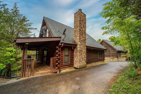 1134 Carroll Hill Lane, Sevierville, TN 37876