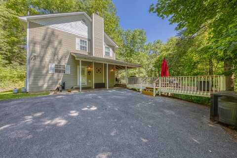 2133 Duck Pond Lane, Sevierville, TN 37876