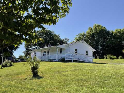 1245 Sugar Fork Road, Dandridge, TN 37725