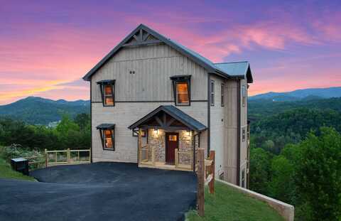 2049 Crown Point Lane, Sevierville, TN 37862