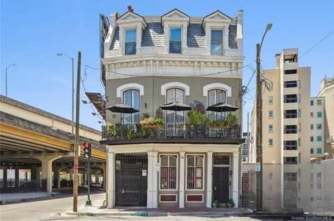 1061 Camp Street, New Orleans, LA 70130