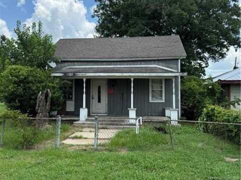 104 N Moss Street, Lake Charles, LA 70601