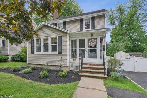 11 Rugby Rd, Cedar Grove, NJ 07009