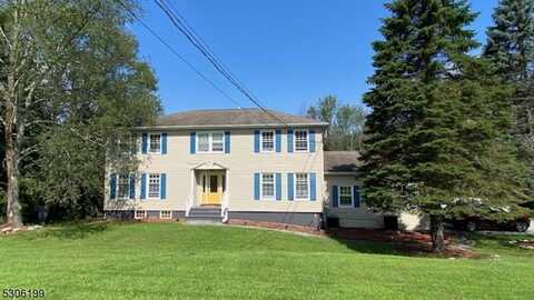 71 Lake Pochung Rd, Vernon, NJ 07461