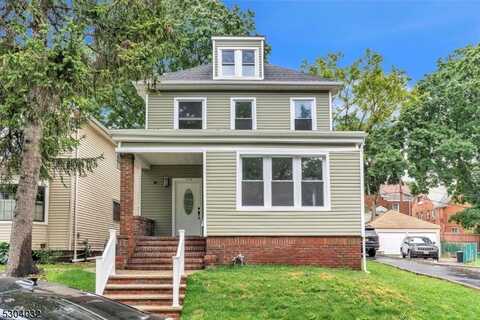 17 Keer Ave, Newark, NJ 07112